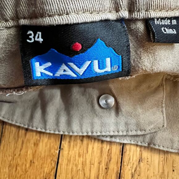 KAVU Shorts Mens 34 Chino Tan Hiking Climbing - Picture 4 of 9